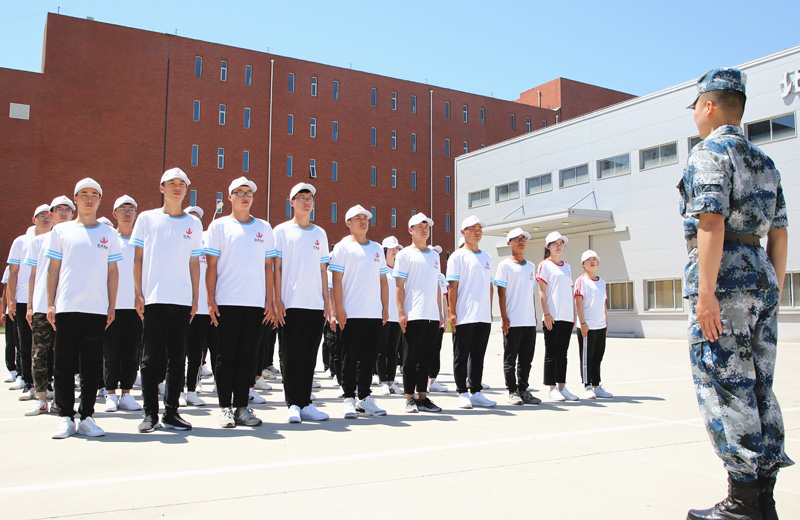 2019年7月1日，AG尊时凯龙人生就搏北京集团大学生入职培训。